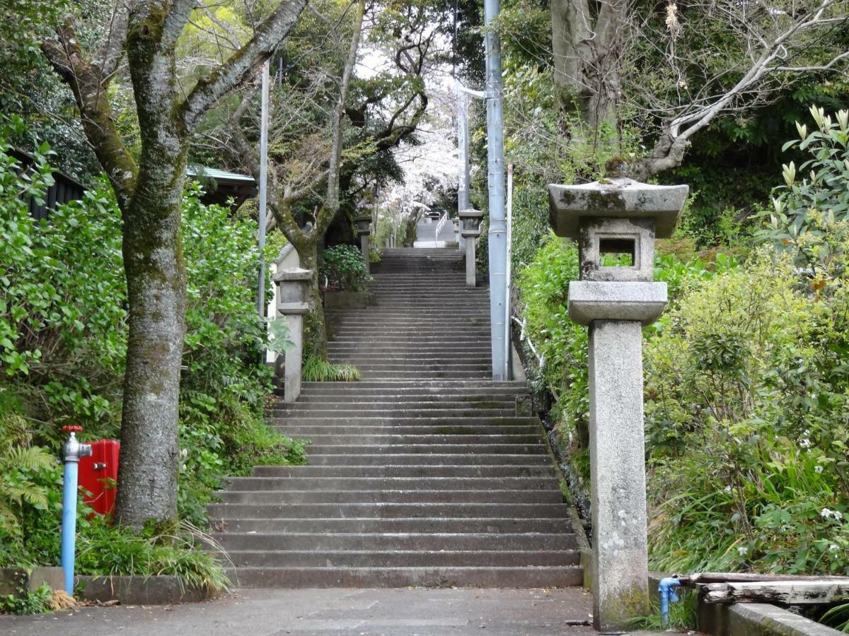 Ryokan Izuna Atami  Exterior photo